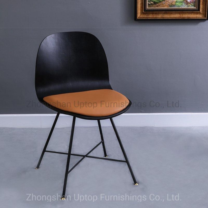 (SP-LC209) Comfortable Simple Design Metal Frame Custom Cushion Black Plywood Chair