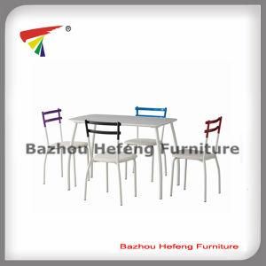 Simple Cheap Metal Dining Table and Chair for Dining Room (DT032)