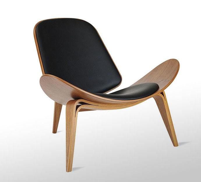 Shell Chair by Hans J Wegner