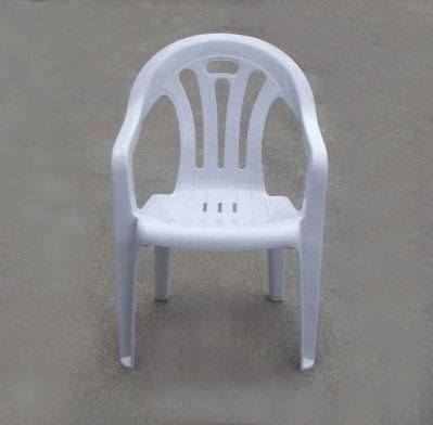 Plastic Chair with Armrest of Different Color for Rental Company