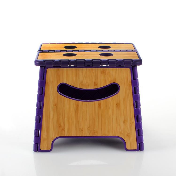 Bamboo-Paneled Smiling Face Plastic Folding Stool