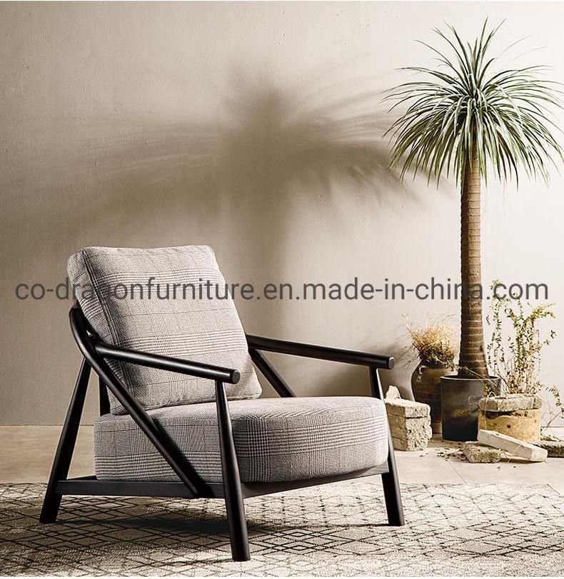 2021 Modern Home Furniture Fabric Leisure Chair with Wooden Arm