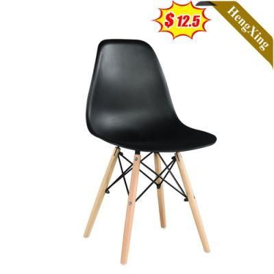 Factory Directly New Design Restaurant Furniture Wooden Leg Plastic Dining Chair