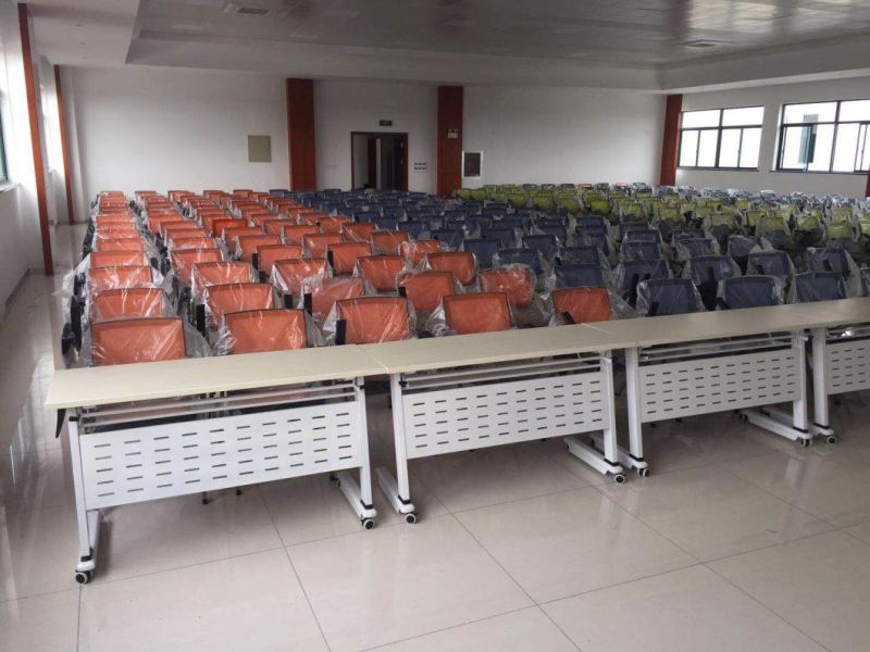 Wholesale Cheap Good Quality PP Furniture Plastic Folding Portable Leisure Beach Chair