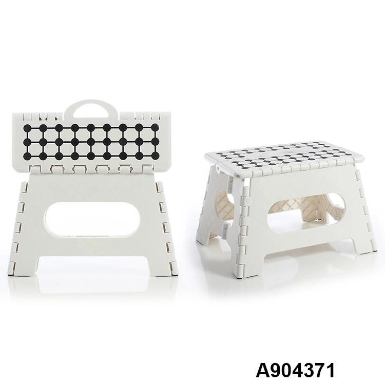 Home Children′s 22 High Folding Printed Plastic Stool