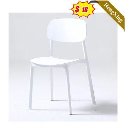 China Suppliers Modern PP Colorful Nordic Designer Bar Dining Coffee Stackable Chair