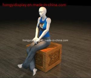 Wooden Stool with Mannequins for Square Shap