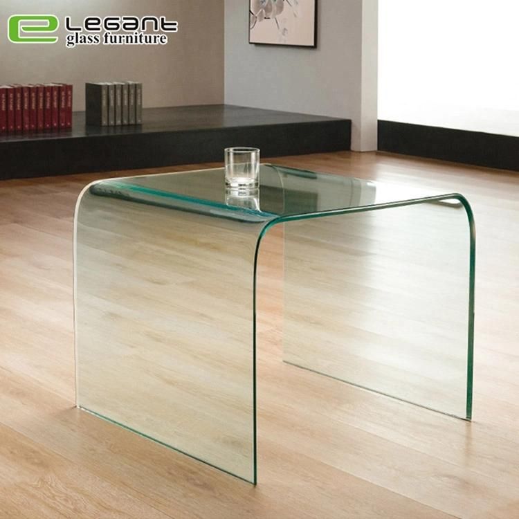 Bent Glass Coffee Table in Clear Color