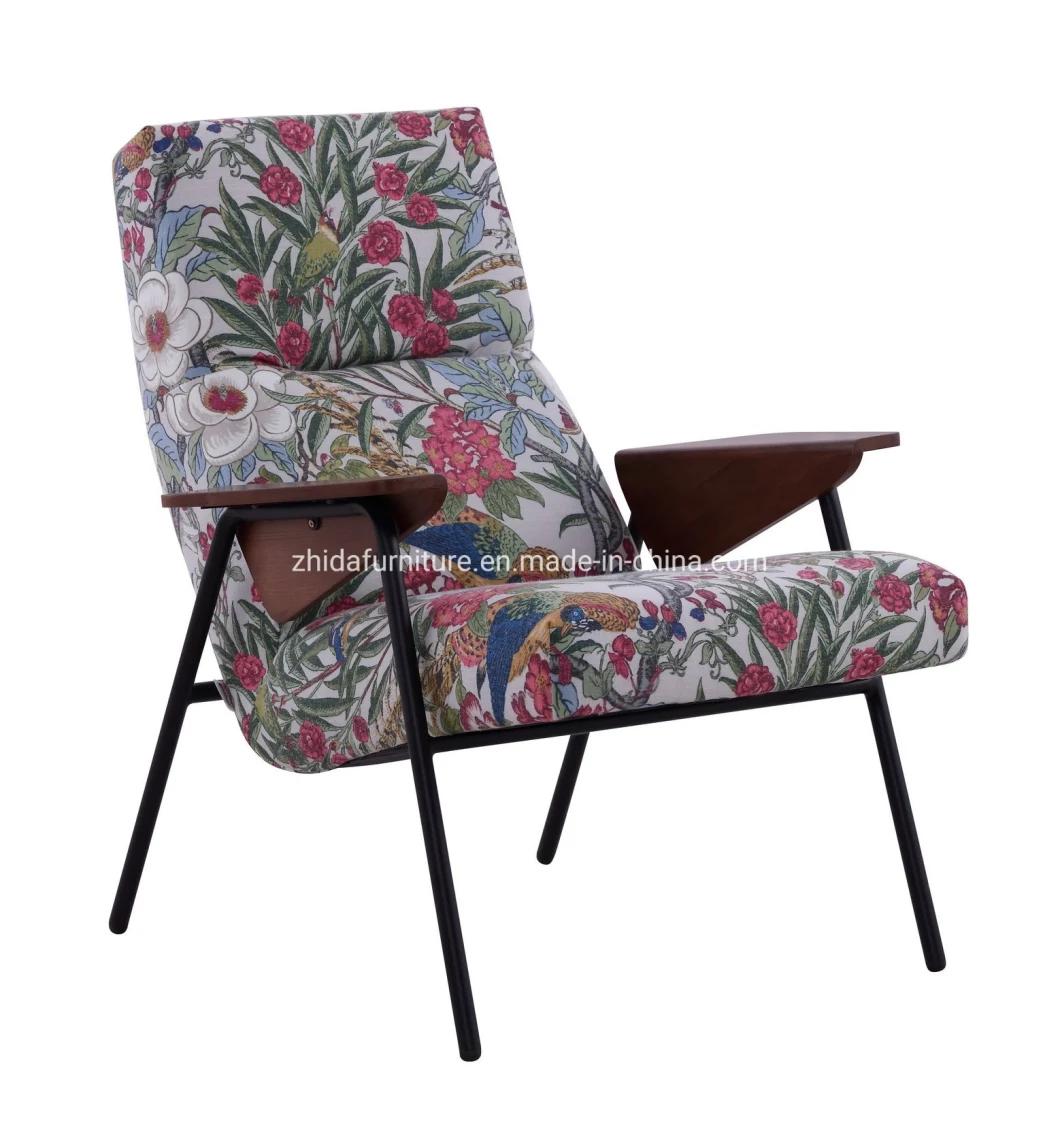 Wholesale Lobby Living Room Furniture Fabric Metal Arm Chair for Coffee Shop