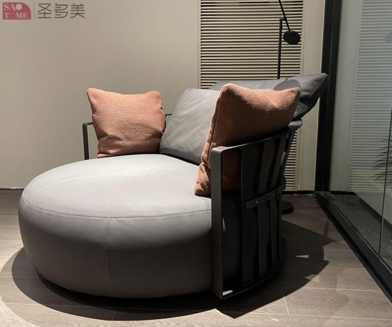 Factory Hot Selling Product Round Shaped Wood with Armrest Leather Sofa