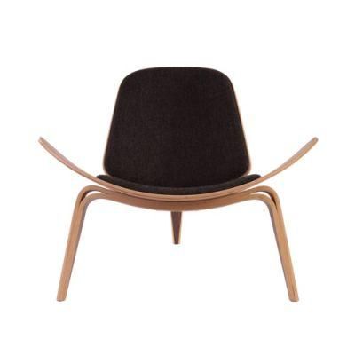 Shell Chair by Hans J Wegner